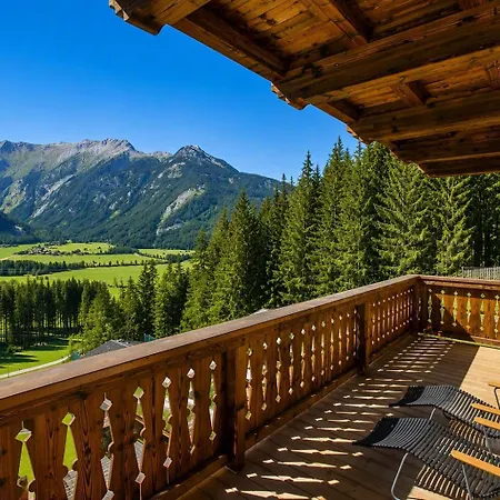 Holiday home Nationalpark Bretterspitze Neukirchen am Grossvenediger